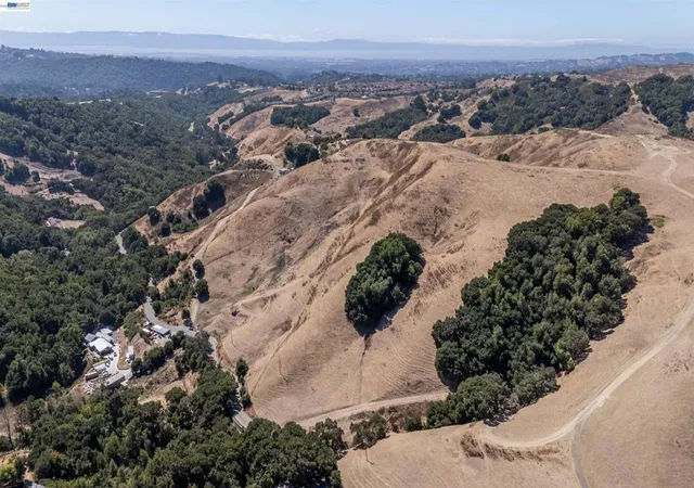 Photo 2 of Land for sale at 21479 Eden Cyn Rd, Castro Valley, CA 94552 | MLS# 41147125 | Listing updated on 2026-09-28