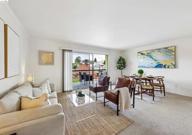 Listing Photo 5 - Condo for sale in building located at 321 Warwick Ave, Oakland, CA 94610 - Unit #303