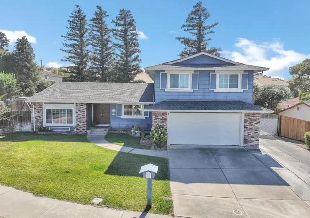Photo 1 of Single family home for sale at 2353 Silver Crk Cir, Antioch, CA 94509 | MLS# ML82060033 | Listing updated on 2026-10-12