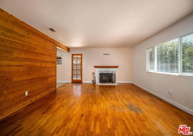 Photo 3 of Single family home for sale at 812 Francine Ln, Santa Maria, CA 93455 | MLS# 26972957 | Listing updated on 2026-10-06