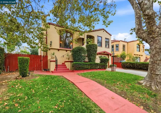Single family home for sale at 161 Viewmont Ave, Vallejo, CA 94590 | MLS# 41147135