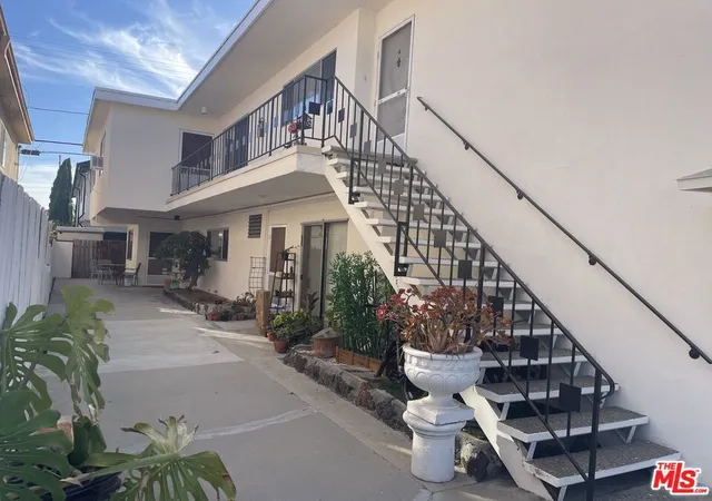 Photo 2 of Multi family home for sale at 3749 Veteran Ave, Los Angeles, CA 90034 | MLS# 26874665 | Listing updated on 2026-09-10