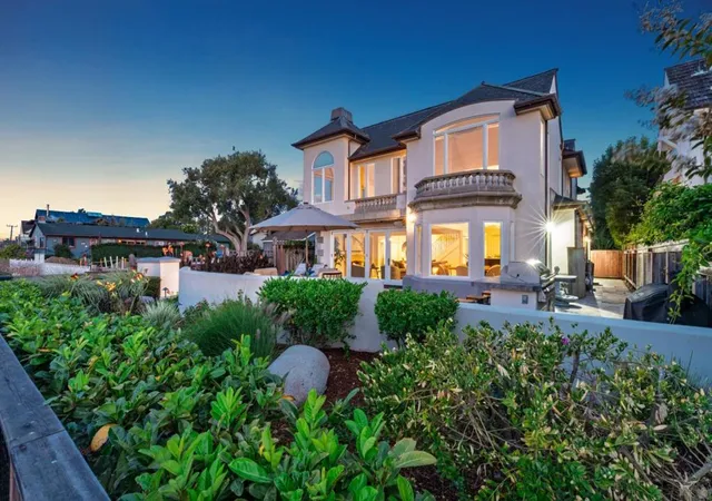Photo 3 of Single family home for sale at 304 Grand Ave, Capitola, CA 95010 | MLS# ML82059188 | Listing updated on 2026-10-12