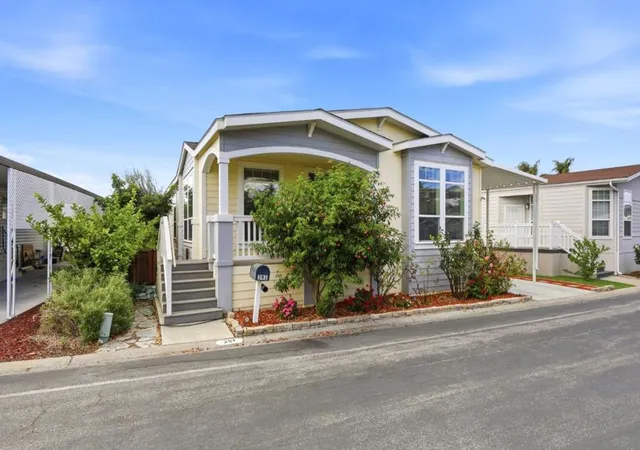 Photo 3 of Manufactured home for sale at 391 Calle Conchita #391, Sunnyvale, CA 94089 | MLS# ML82060059 | Listing updated on 2026-10-01
