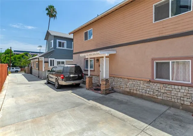 Photo 12 of Multi family home for sale at 1417 N Kenmore, Los Angeles, CA 90027 | MLS# IG26194211 | Listing updated on 2026-09-29