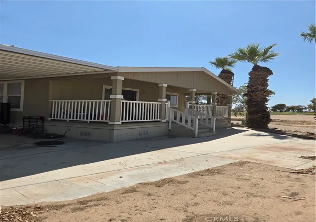 Photo 3 of Manufactured home for sale at 3589 Wells, Blythe, CA 92225 | MLS# HD26192960 | Listing updated on 2026-09-04