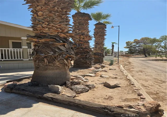 Photo 4 of Manufactured home for sale at 3589 Wells, Blythe, CA 92225 | MLS# HD26192960 | Listing updated on 2026-09-04