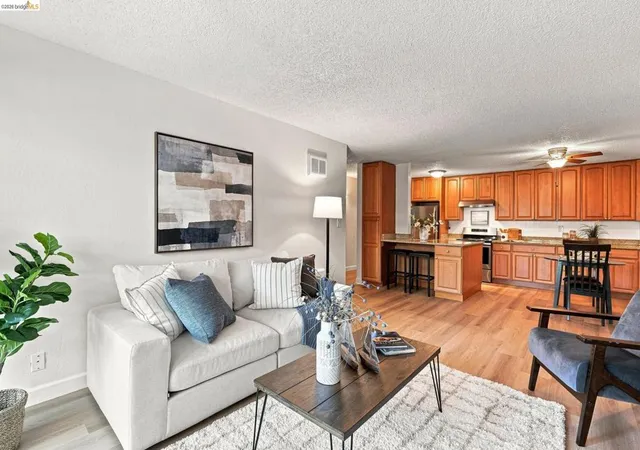 Listing Photo 1 - Condo for sale in building located at 955 Shorepoint Ct, Alameda, CA 94501 - Unit #208