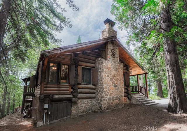 Single family home for sale at 28879 Sycamore Dr, Skyforest, CA 92385 | MLS# IG26191126