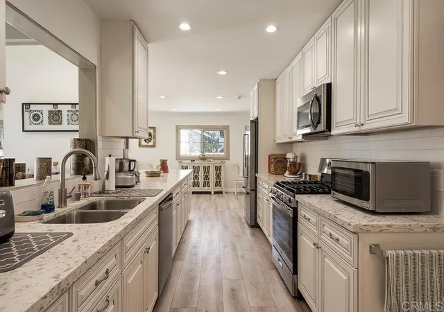 Photo 2 of Sale Pending at 453 W Laurel Ave, Glendora, CA 91741 | MLS# NDP2608329 | Listing updated on 2026-10-27
