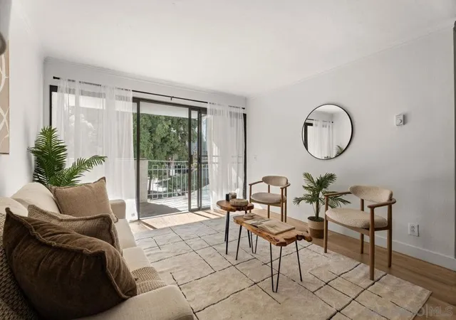 Listing Photo 3 - Condo for sale in building located at 8332 Regents Rd, San Diego, CA 92122 - Unit #1L