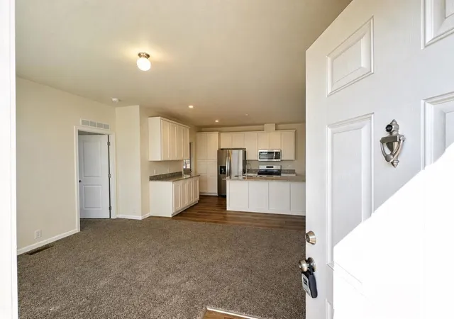 Photo 3 of Manufactured home for sale at 2121 Kralj Dr #28, Watsonville, CA 95076 | MLS# ML82060092 | Listing updated on 2026-10-06