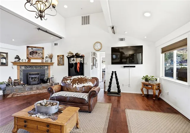 Photo 3 of Single family home for sale at 8646 Elizabeth Lake Rd, Leona Valley, CA 93551 | MLS# SR26194306 | Listing updated on 2026-09-13