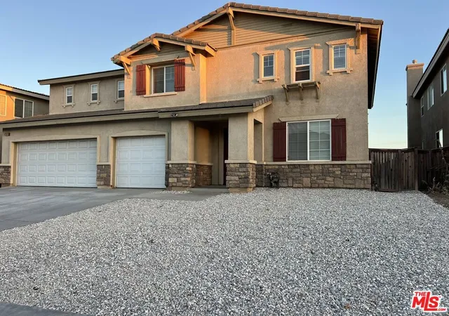 Photo 2 of Single family home for sale at 11843 Forest Park Ln, Victorville, CA 92392 | MLS# 26978443 | Listing updated on 2026-09-18
