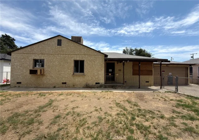 Photo 1 of Sale Pending at 8354 Aura, Northridge, CA 91324 | MLS# SR26194425 | Listing updated on 2026-10-12