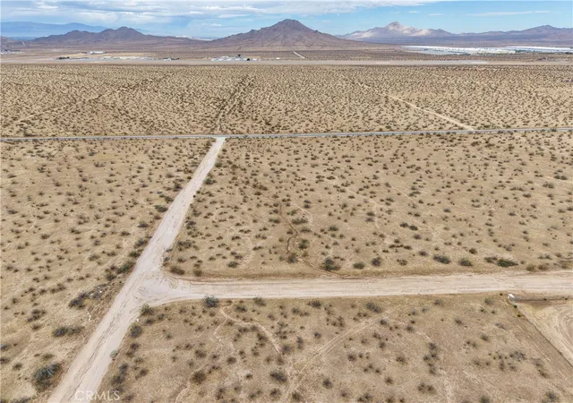 Photo 3 of Land for sale at 0 Earlimont, Apple Valley, CA 92307 | MLS# IG26194472 | Listing updated on 2026-09-13