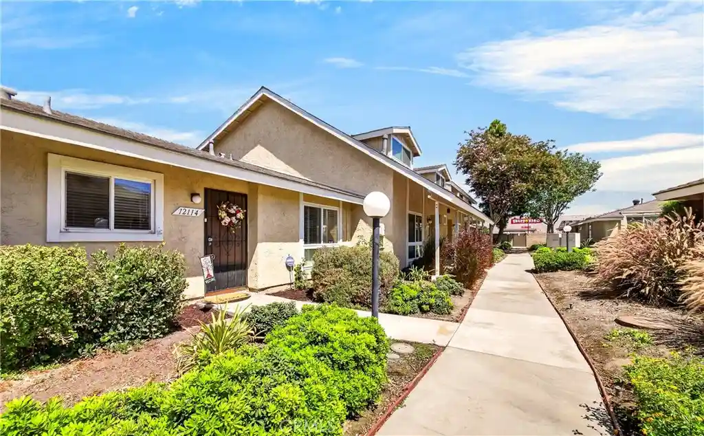 Townhouse for sale at 12114 Stonegate Ln, Garden Grove, CA 92845 | MLS# PW26194400