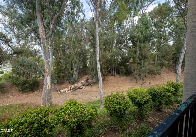 Listing Photo 5 - Condo for sale in building located at 771 Seneca St, Ventura, CA 93001 - Unit #D43