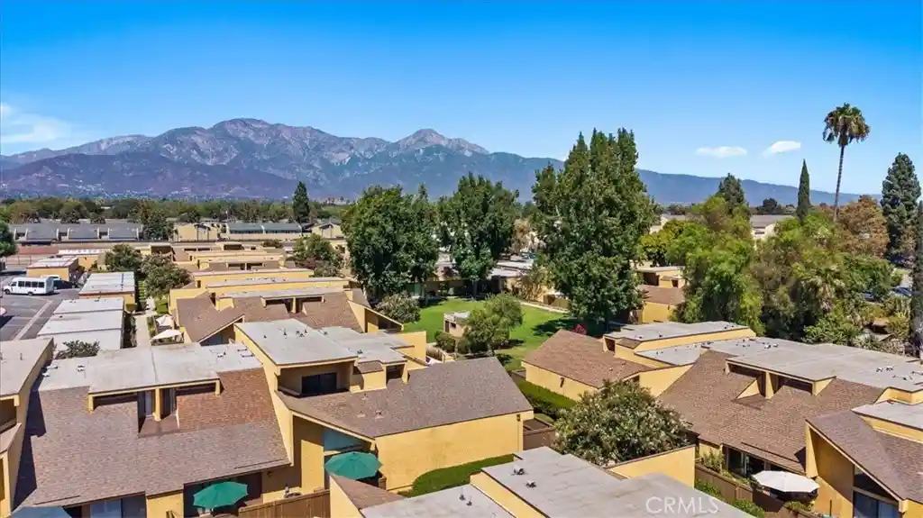 Listing Photo 47 - Condo for sale in 435 W 9Th located at 435 W 9Th, Upland, CA 91786 - Unit #B1