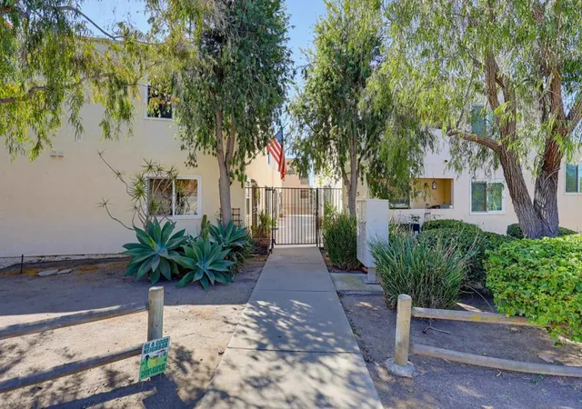 Listing Photo 1 - Condo for sale in building located at 5725 Linda Vis Rd, San Diego, CA 92110 - Unit #2