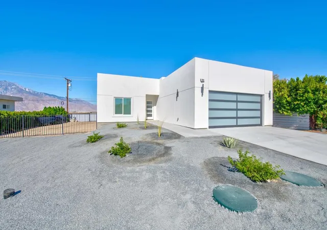 Single family home for sale at 18519 Sagebrush Trl, Desert Hot Springs, CA 92241 | MLS# 219152317DA