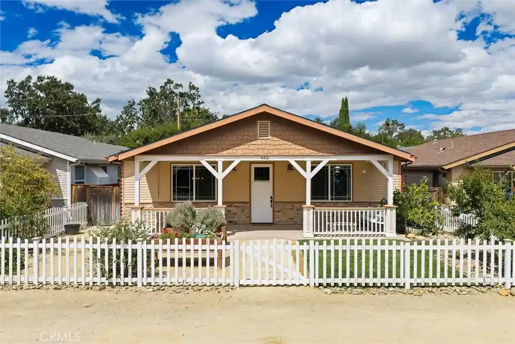 Photo 1 of Sale Pending at 482 Cayucos Ave, Templeton, CA 93465 | MLS# NS26193104 | Listing updated on 2026-10-25