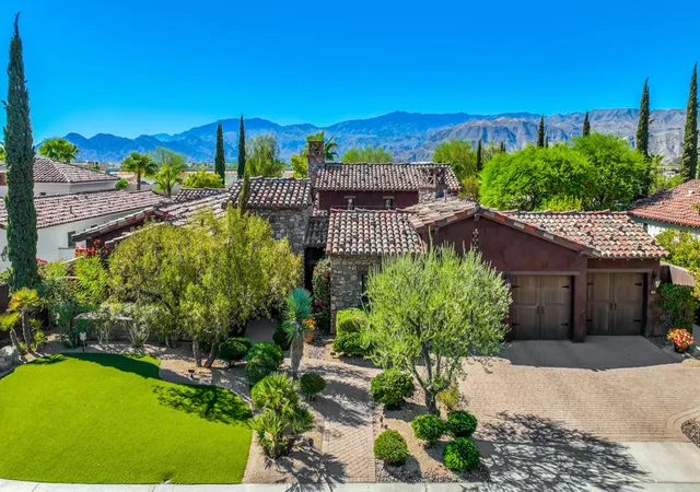 Photo 3 of Single family home for sale at 25 Cassis Cir, Rancho Mirage, CA 92270 | MLS# 219152330DA | Listing updated on 2026-10-01