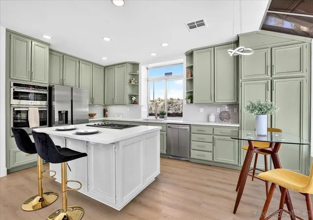 Photo 2 of Sale Pending at 13957 Carmel Ridge Rd, San Diego, CA 92128 | MLS# 260021808SD | Listing updated on 2026-09-28
