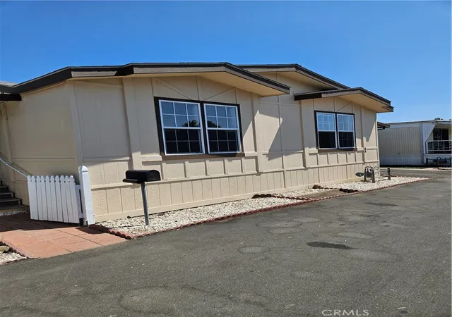 Photo 2 of Manufactured home for sale at 200 N Grand Ave #53, Anaheim, CA 92801 | MLS# PW26194677 | Listing updated on 2026-09-25