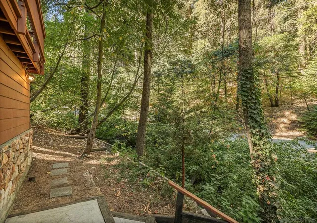 Photo 4 of Single family home for sale at 625 Cottage Grove Rd, Lake Arrowhead, CA 92352 | MLS# 260021809SD | Listing updated on 2026-09-13