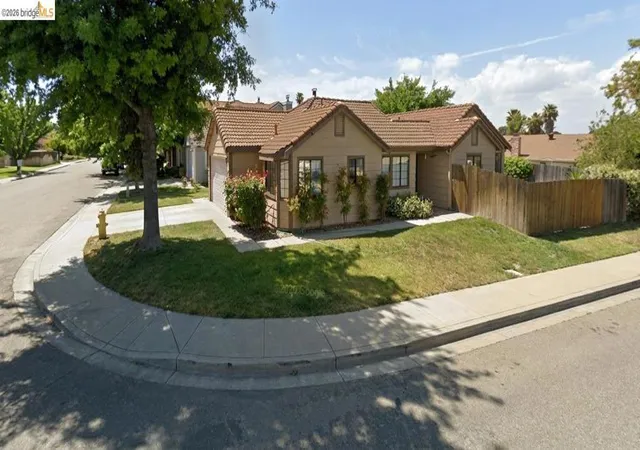 Photo 1 of Single family home for sale at 1800 Santa Fe St, Oakley, CA 94561 | MLS# 41147264 | Listing updated on 2026-10-06