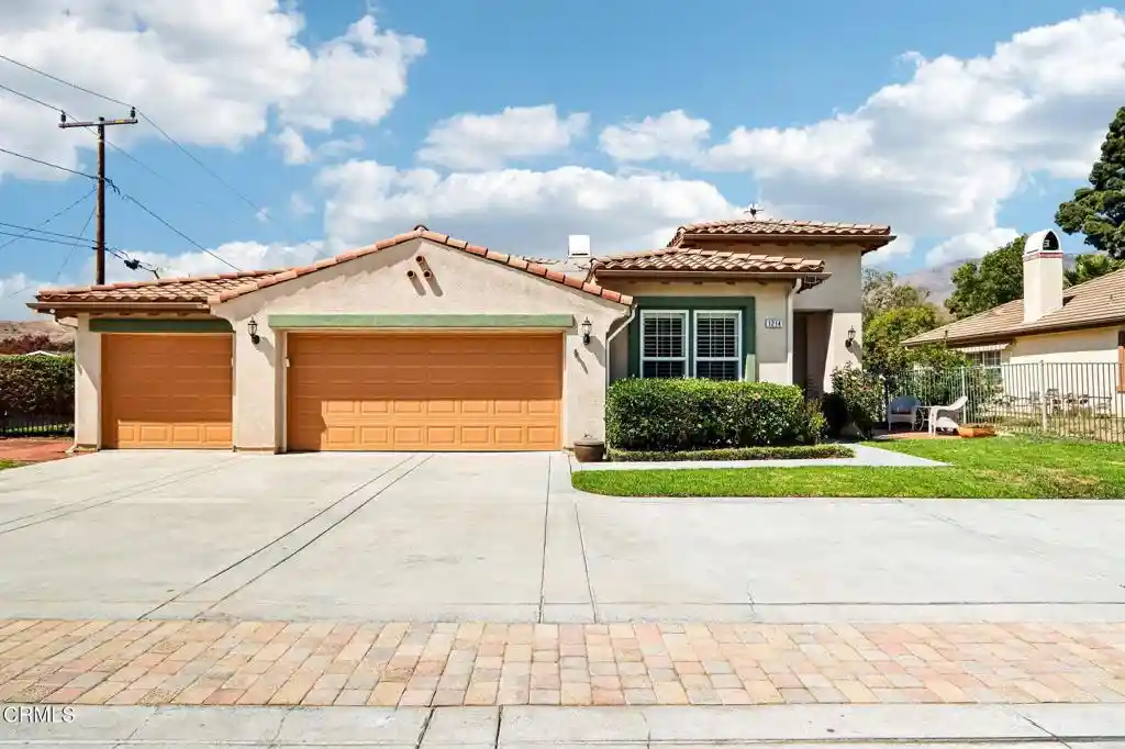 Single family home for sale at 1214 Grant Line St, Santa Paula, CA 93060 | MLS# V1-38583