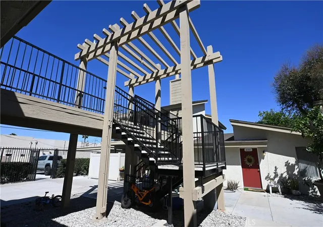 Photo 4 of House for sale at 810 Center St, Costa Mesa, CA 92627 | MLS# PW26194851 | Listing updated on 2026-10-12