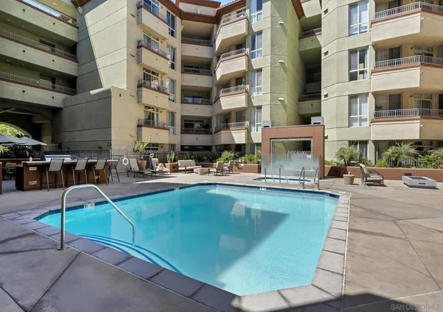 Listing Photo 1 - Condo for sale in building located at 1501 Front, San Diego, CA 92101 - Unit #527