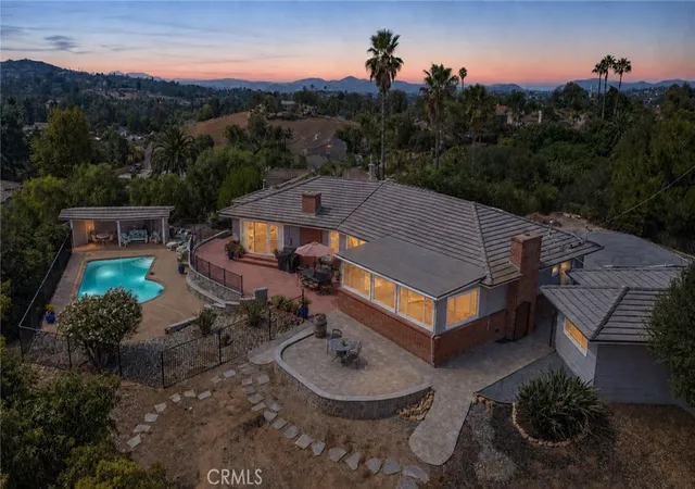 Photo 1 of Single family home for sale at 1463 S Citrus Ave, Escondido, CA 92027 | MLS# OC26192034 | Listing updated on 2026-09-20