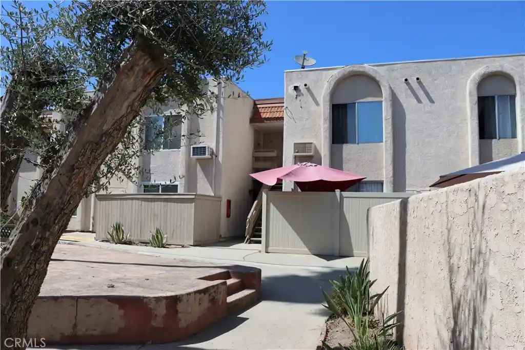 Listing Photo 2 - Condo for sale in 212 S Kraemer Blvd located at 212 S Kraemer Blvd, Placentia, CA 92870 - Unit #2115