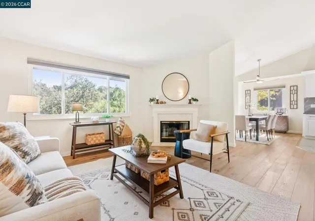 Photo 4 of Townhouse for sale at 2001 Ellington Ter, Pleasant Hill, CA 94523 | MLS# 41147296 | Listing updated on 2026-10-29