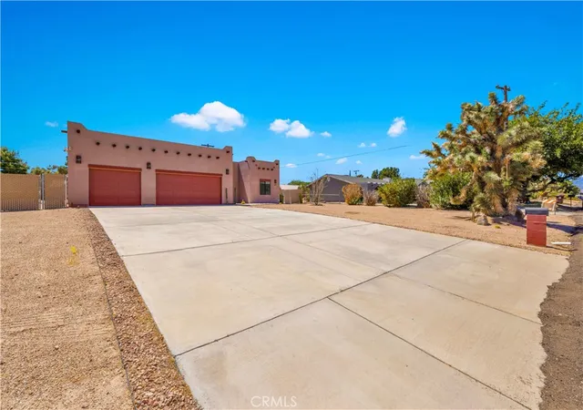 Photo 3 of Sale Pending at 58055 Desert Gold Dr, Yucca Valley, CA 92284 | MLS# JT26190128 | Listing updated on 2026-09-16