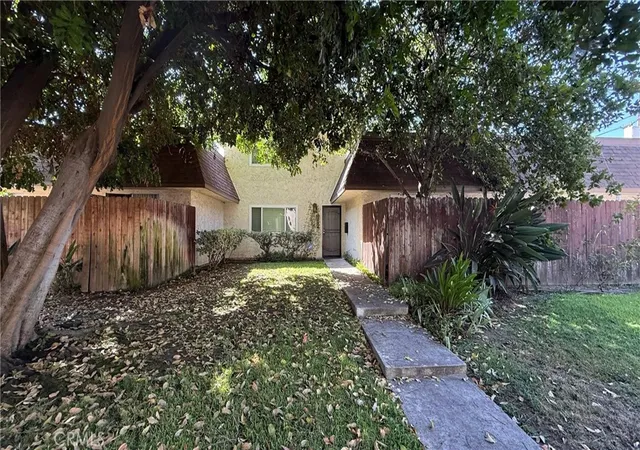 Condo for sale at 5572 Temple City, Temple City, CA 91780 | MLS# AR26194970