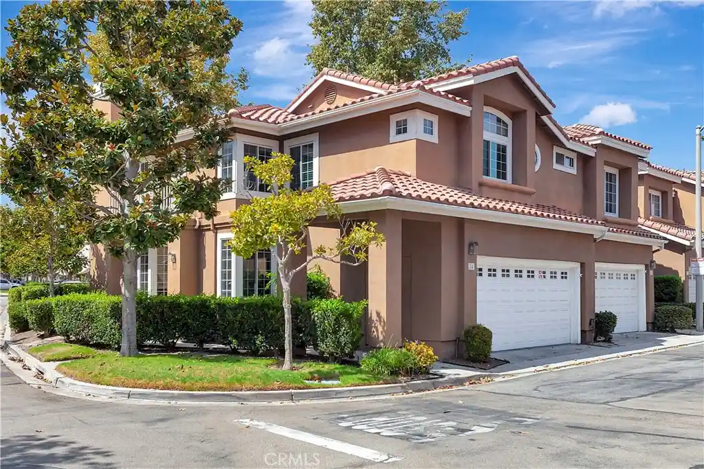 Condo for sale at 84 Matisse, Aliso Viejo, CA 92656 | MLS# OC26192679