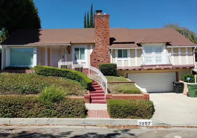 Photo 1 of Sale Pending at 3657 Homeland Dr, View Park, CA 90008 | MLS# P1-28712 | Listing updated on 2026-10-07