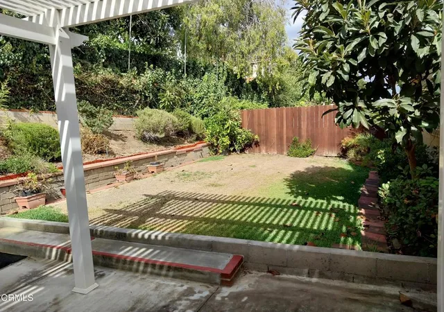 Photo 4 of Sale Pending at 3657 Homeland Dr, View Park, CA 90008 | MLS# P1-28712 | Listing updated on 2026-10-07