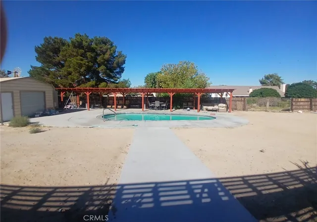 Photo 3 of Single family home for sale at 14800 Pamlico, Apple Valley, CA 92307 | MLS# IV26195046 | Listing updated on 2026-09-18