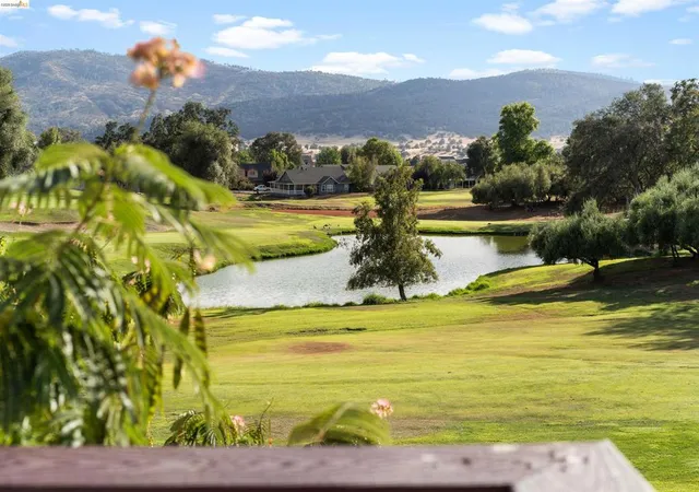 Photo 3 of Single family home for sale at 569 Spyglass Cir, Angels Camp, CA 95222 | MLS# 41147305 | Listing updated on 2026-10-05