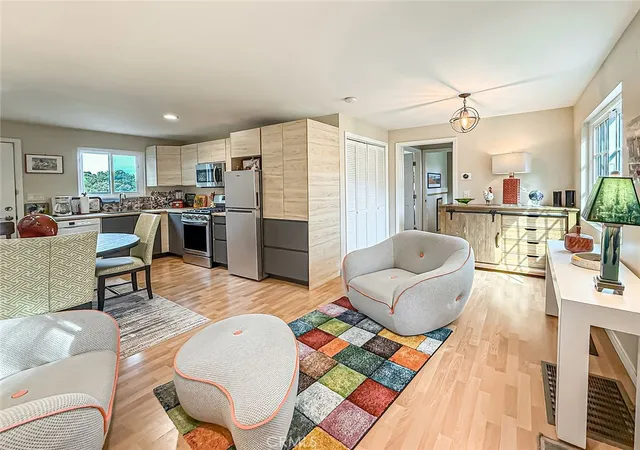 Photo 3 of Single family home for sale at 1059 Alta Vista, Simi Valley, CA 93063 | MLS# SR26195143 | Listing updated on 2026-10-03