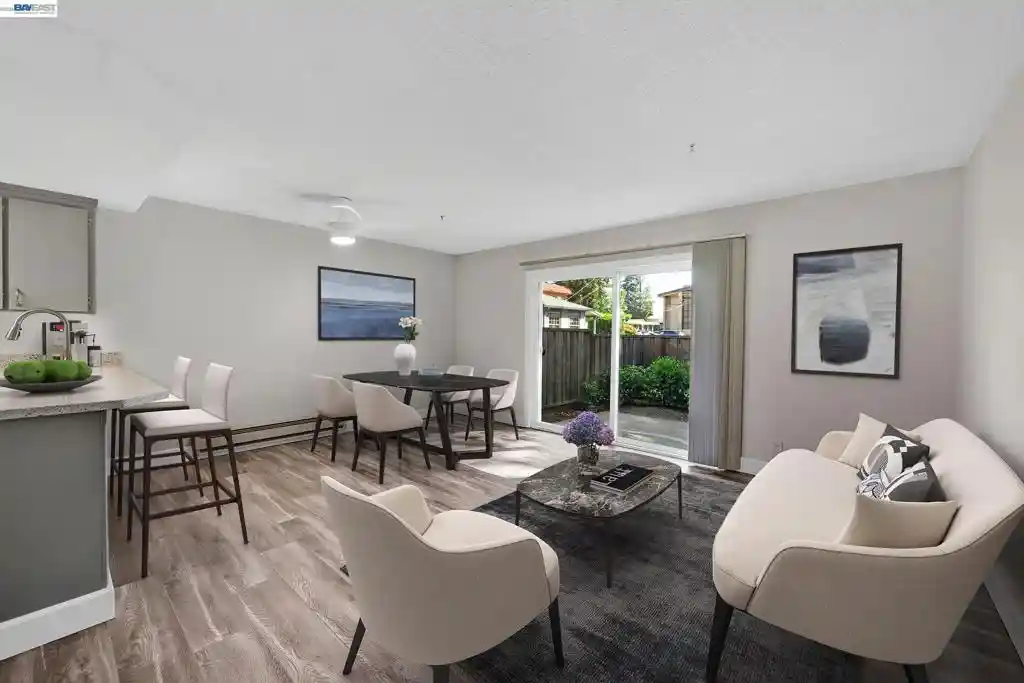 Listing Photo 42 - Condo for sale in 20115 Redwood Rd located at 20115 Redwood Rd, Castro Valley, CA 94546 - Unit #15
