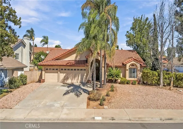 Single family home for sale at 184 Cannon Rd, Riverside, CA 92506 | MLS# OC26193575