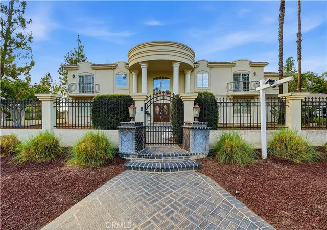 Photo 3 of Mansion for sale at 6939 Orozco Dr, Riverside, CA 92506 | MLS# IV26194290 | Listing updated on 2026-10-10