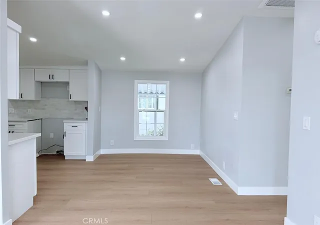 Photo 3 of Manufactured home for sale at 301 Duke Ln #16, Santa Ana, CA 92704 | MLS# OC26195319 | Listing updated on 2026-10-05