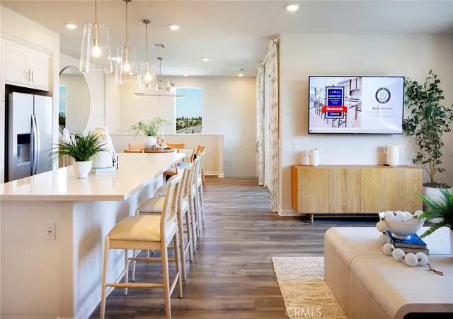 Listing Photo 4 - Condo for sale in building located at 36152 Domingo Ave, Murrieta, CA 92563 - Unit #2001